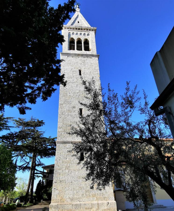 Lora Deluxe Superior 5 Star Apartment, Your Piece Of Heaven By The Sea & Park With Sea & Park View Novigrad  Exterior photo