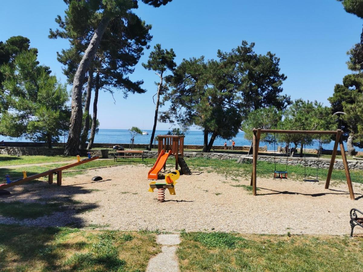 Lora Deluxe Superior 5 Star Apartment, Your Piece Of Heaven By The Sea & Park With Sea & Park View Novigrad  Exterior photo