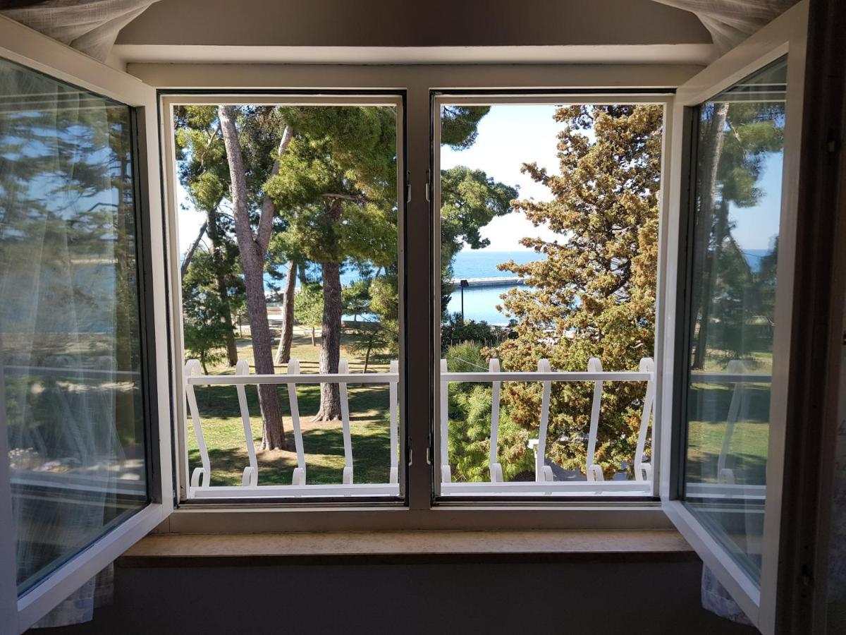 Lora Deluxe Superior 5 Star Apartment, Your Piece Of Heaven By The Sea & Park With Sea & Park View Novigrad  Exterior photo